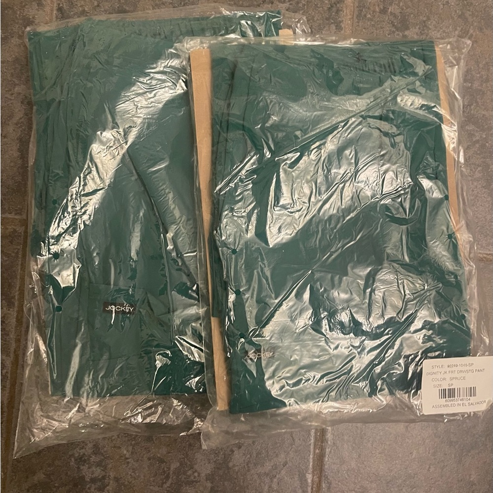 BRAND NEW JOCKEY GREEN SCRUB PANTS SMALL PETITE (2 PAIRS)